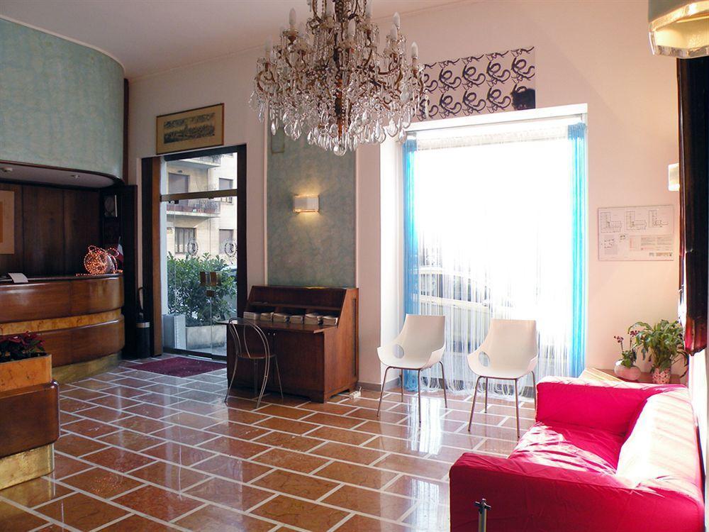 Hotel Virgilio Milán Exterior foto